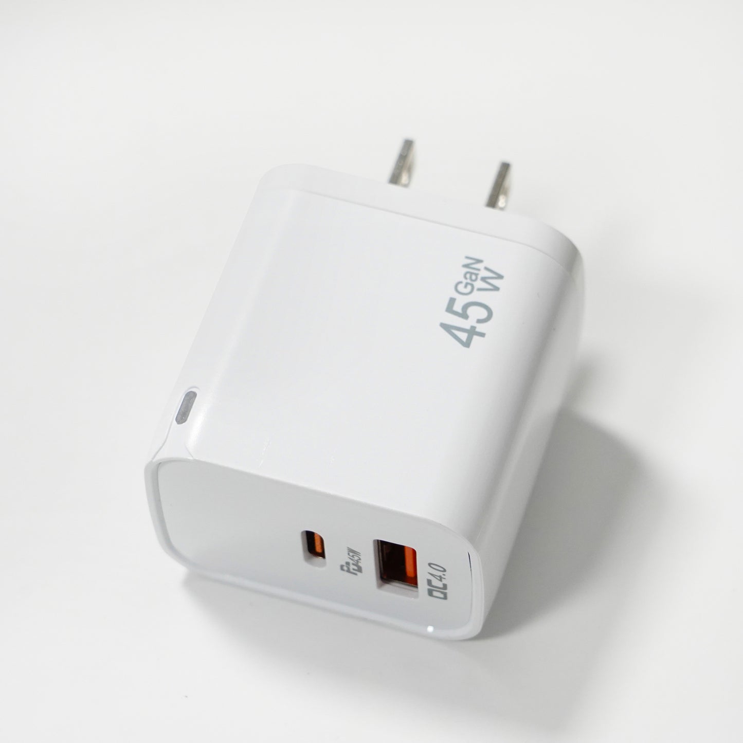 跨境氮化镓PD45W充电头快充马卡龙色带灯适用华为苹果快充充电器